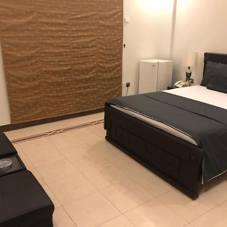 Sunset Suites Karachi Ngoại thất bức ảnh