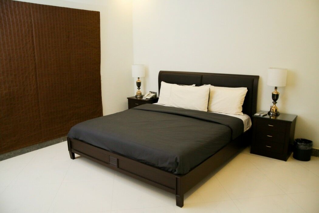Sunset Suites Karachi Ngoại thất bức ảnh